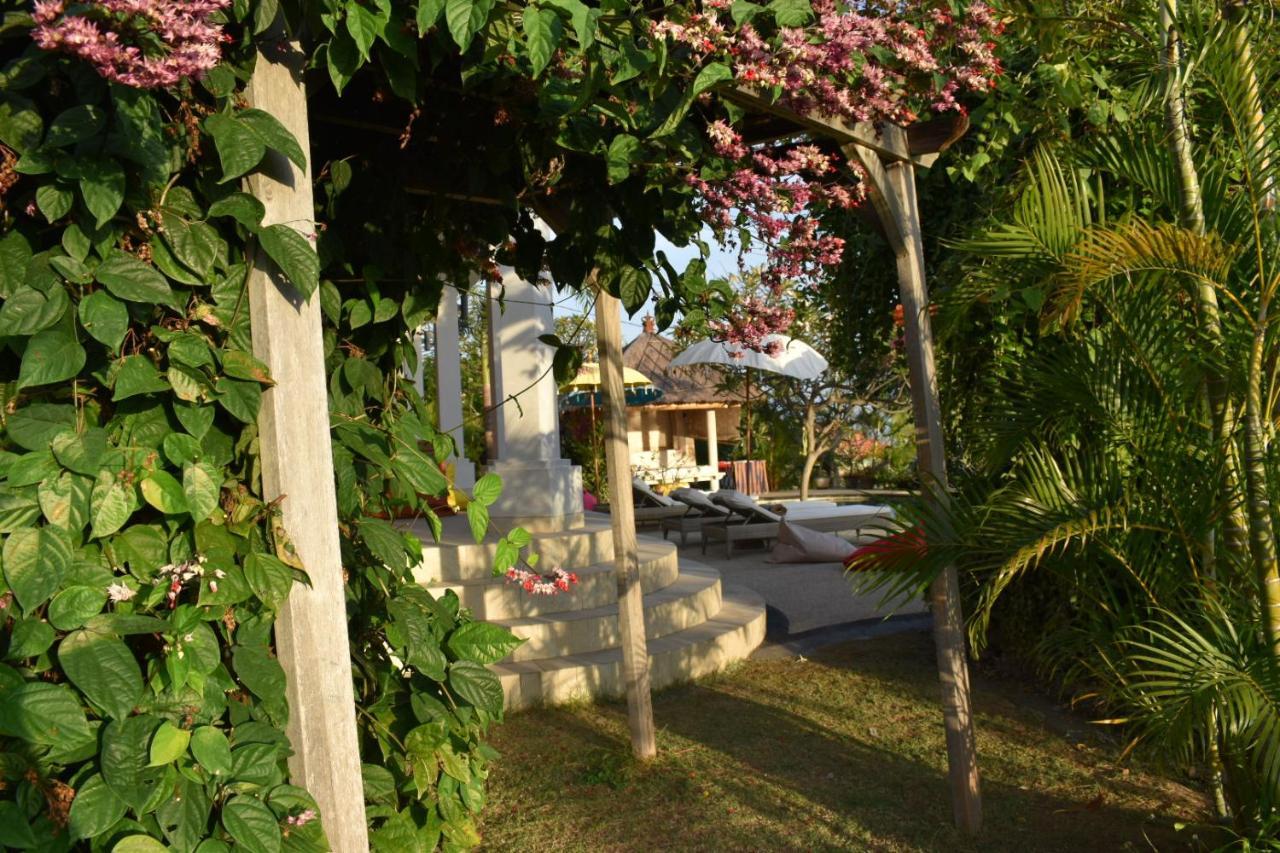 Villa Reva Bali Temukus