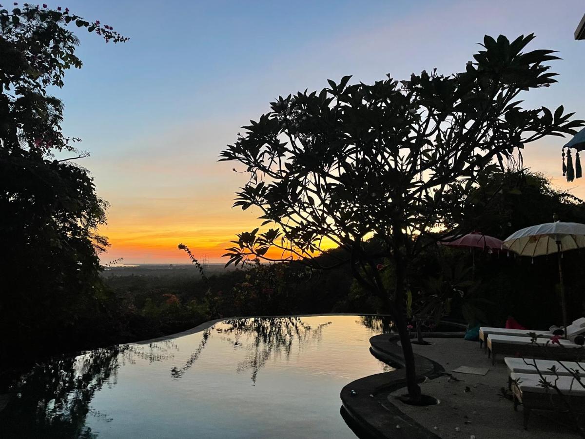 Reva Bali *